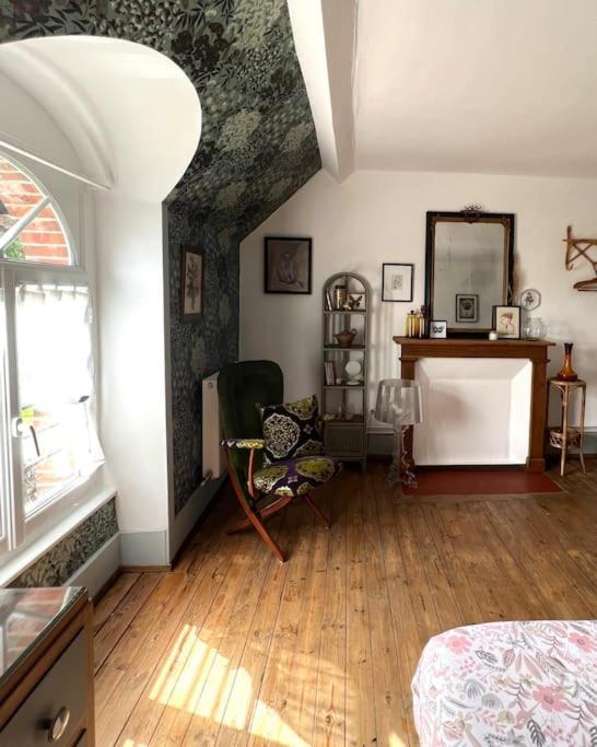 Charmante Maisonette A Arconnay מראה חיצוני תמונה